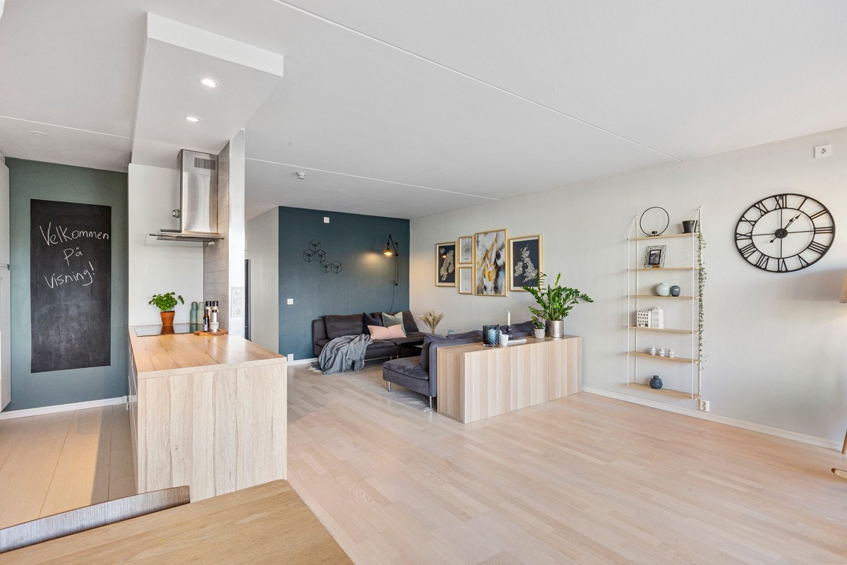 Kabel-tv og bredbånd er inkludert i fellesutgfitene. Galleribilde