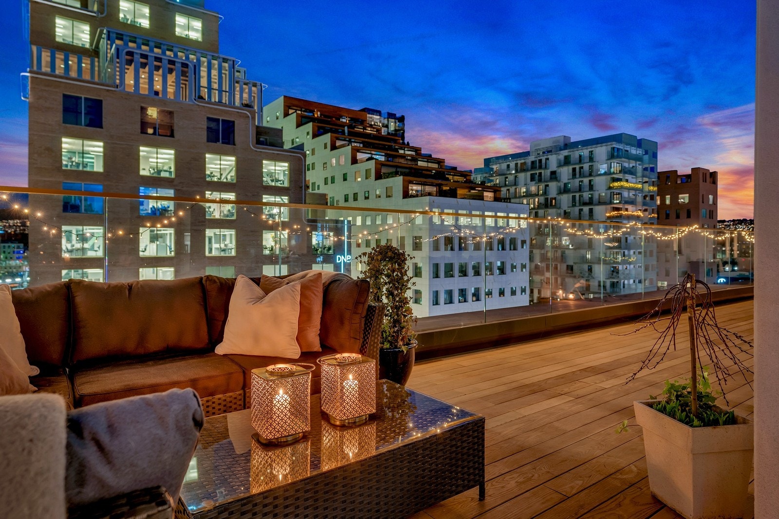 Kveldsbilde terrasse Galleribilde