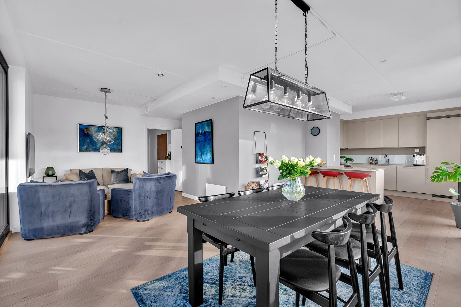 God planløsning som egner seg godt til møblering i ulike soner Galleribilde