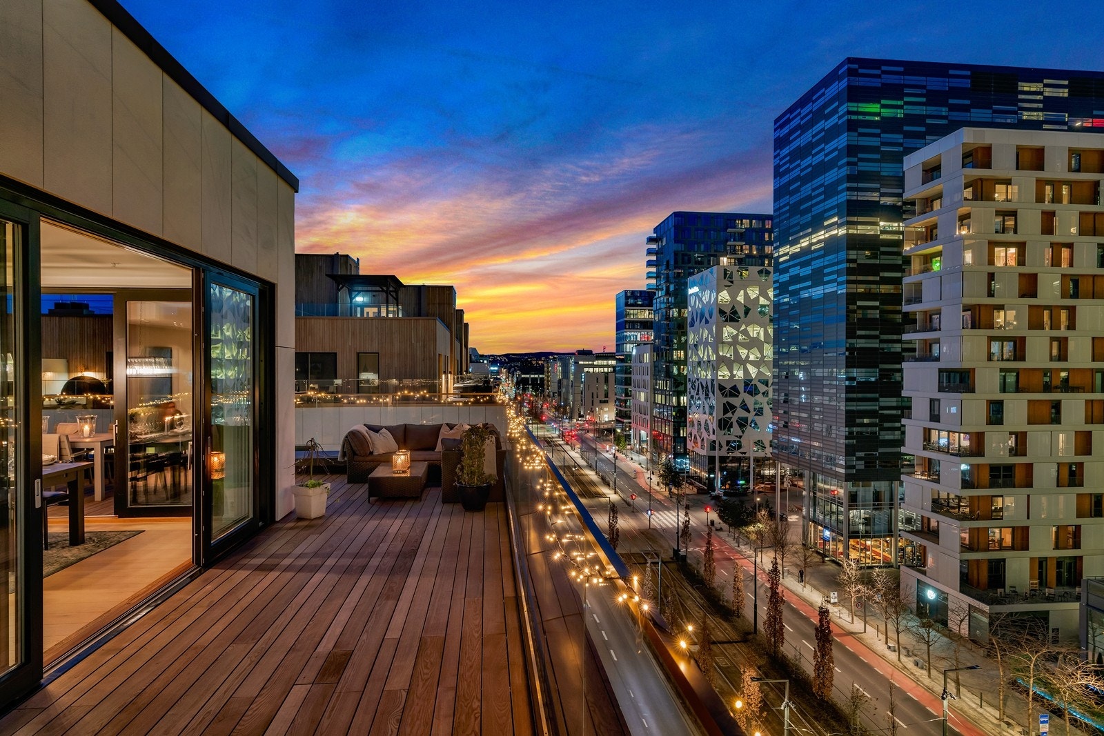 Kveldsbilde terrasse Galleribilde