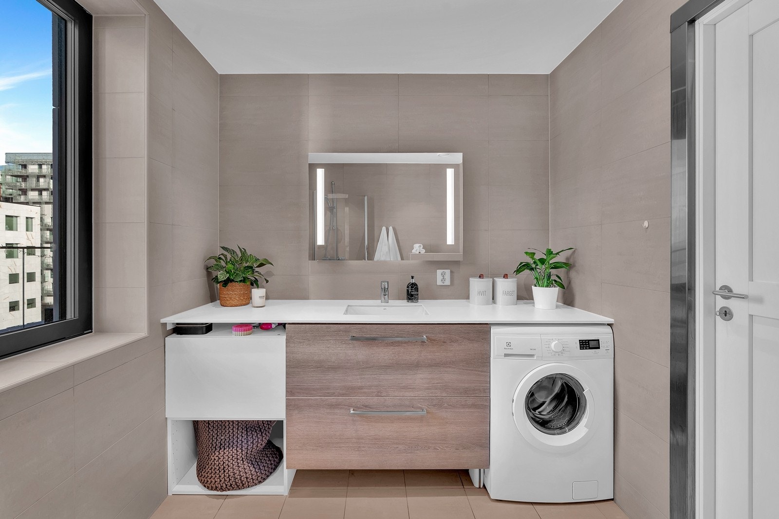 Opplegg for vaskemaskin på hovedbad Galleribilde