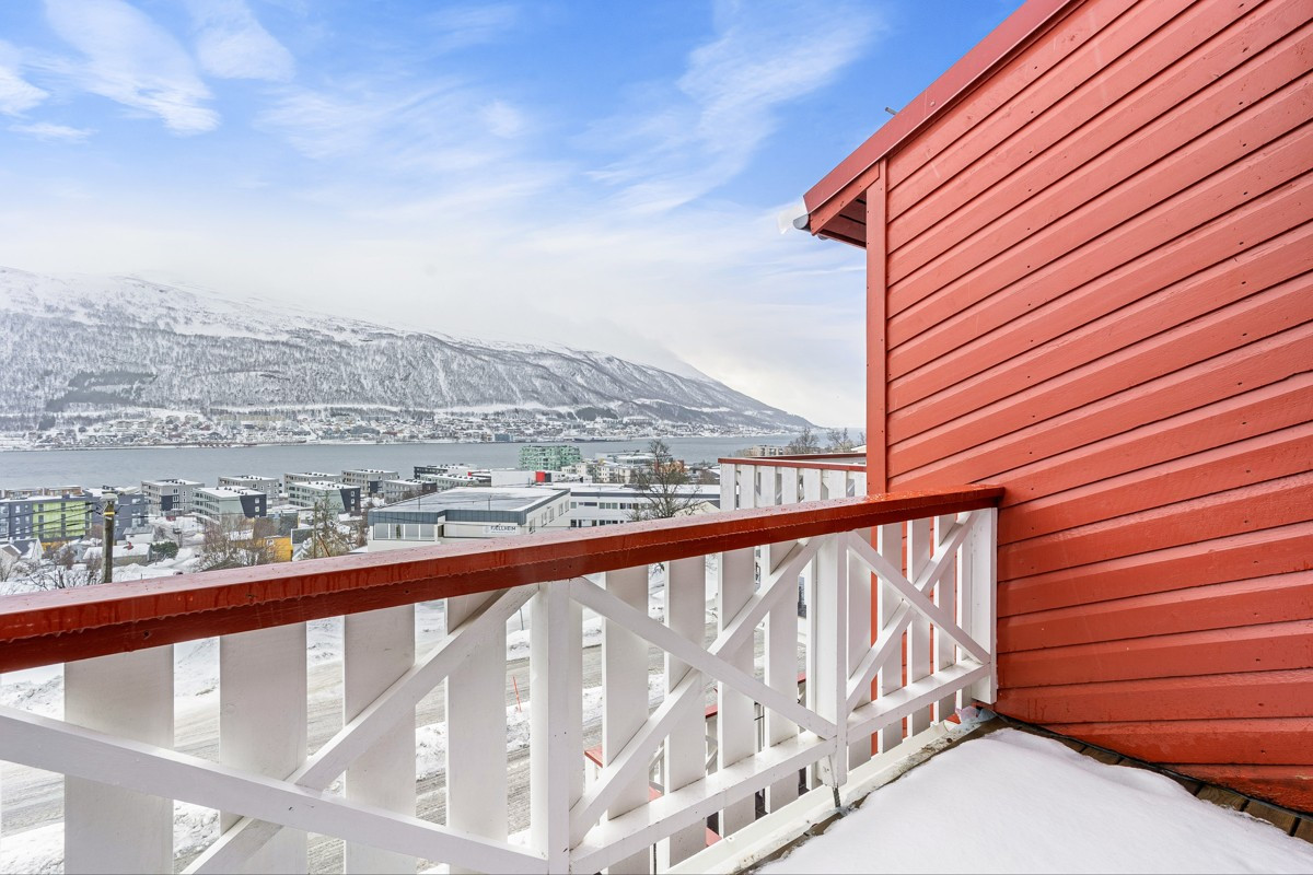 På balkongen er det diverse møbleringsalternativer!