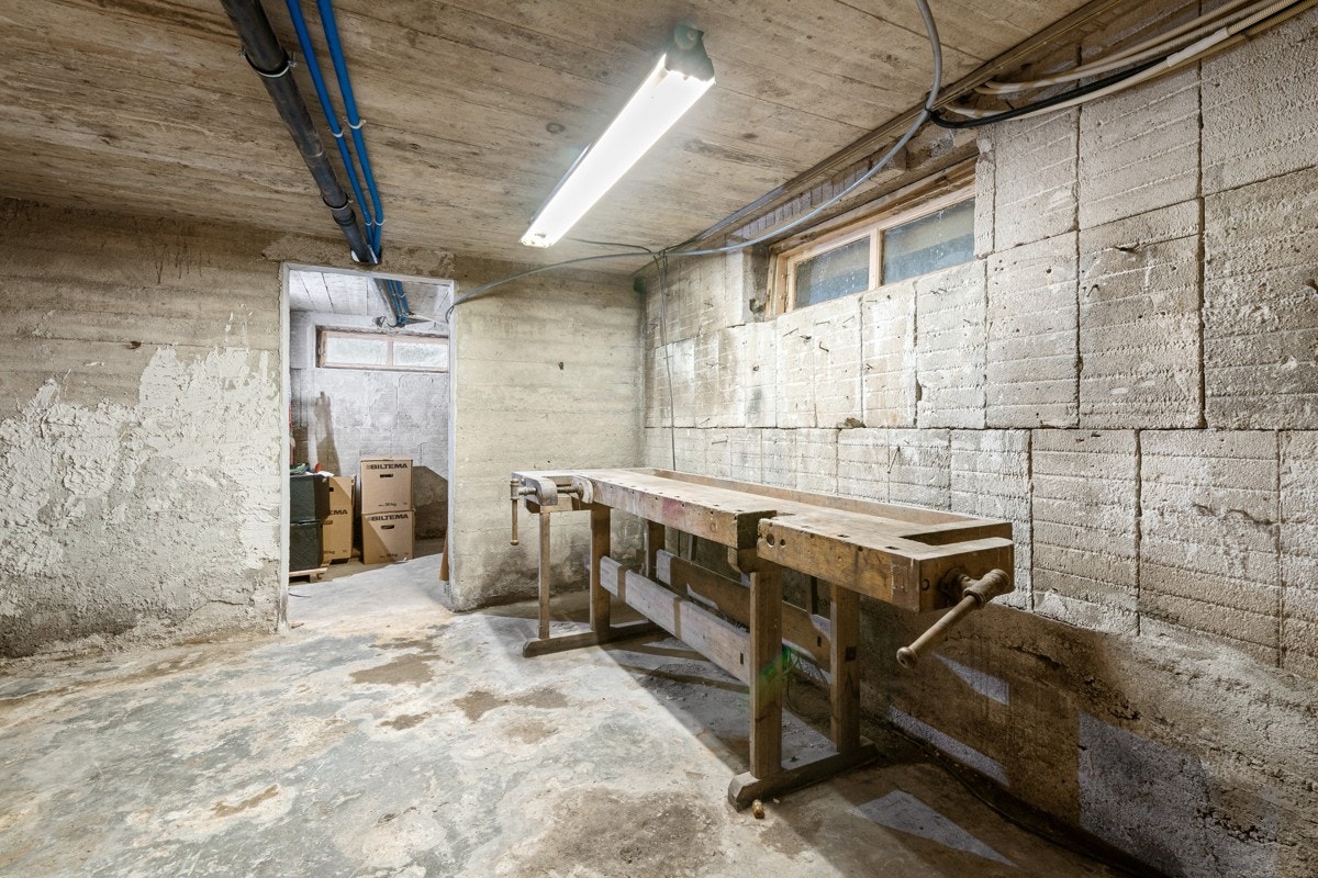 Det er godt med bodplass i kjelleren. Galleribilde