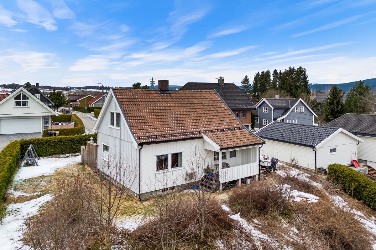 Gaten er fri for gjennomgangstrafikk og ligger bare noen minutter unna sentrum. Galleribilde