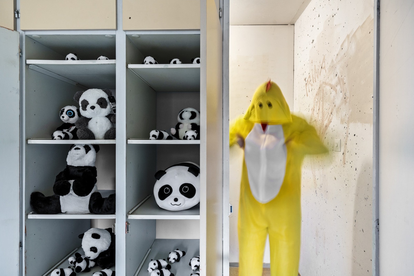 På hovedsoverommet er det en større bodplass bak de innebygde garderobeskapene Galleribilde