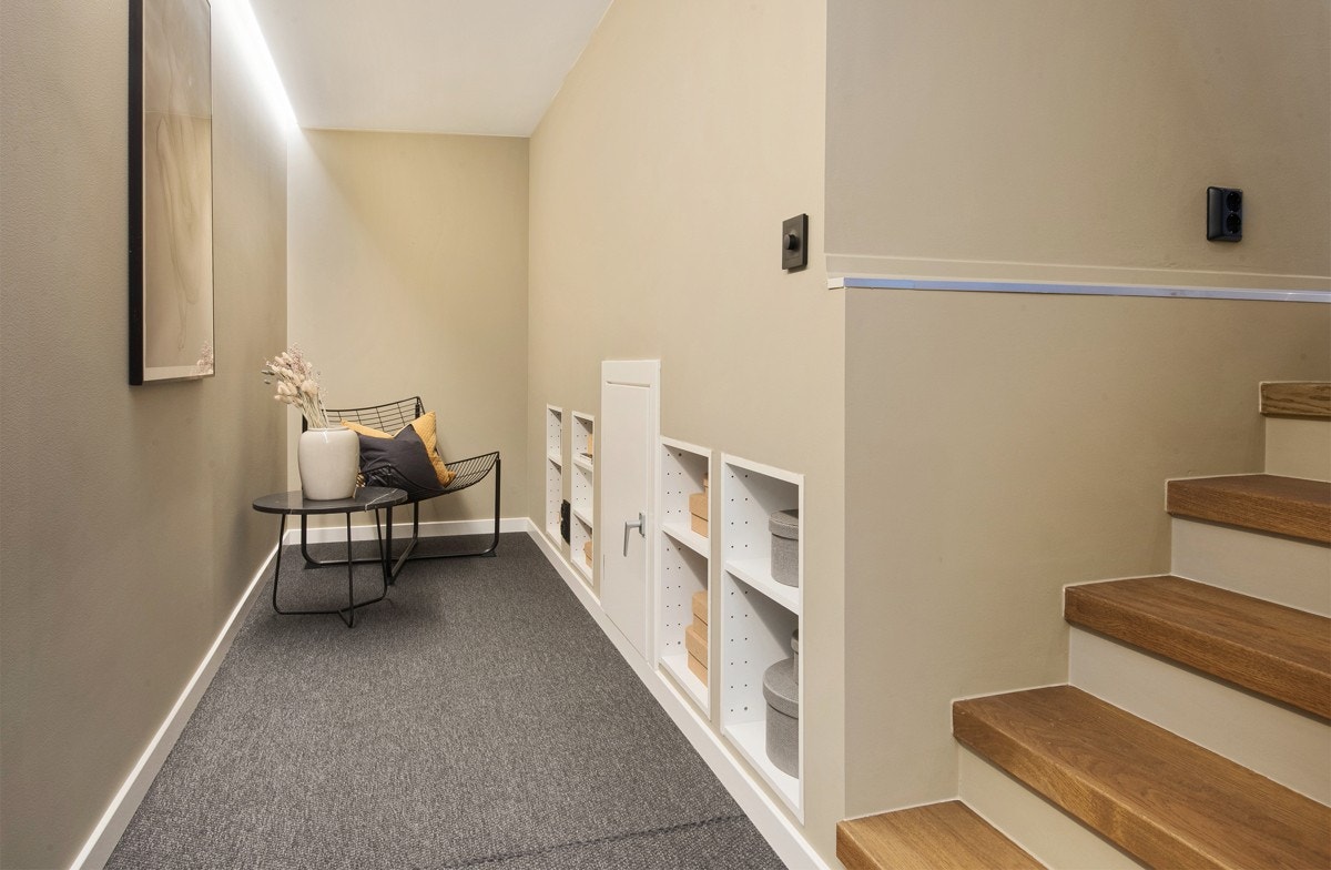 Godt med lagringsplass i innvendig lav bod. Galleribilde