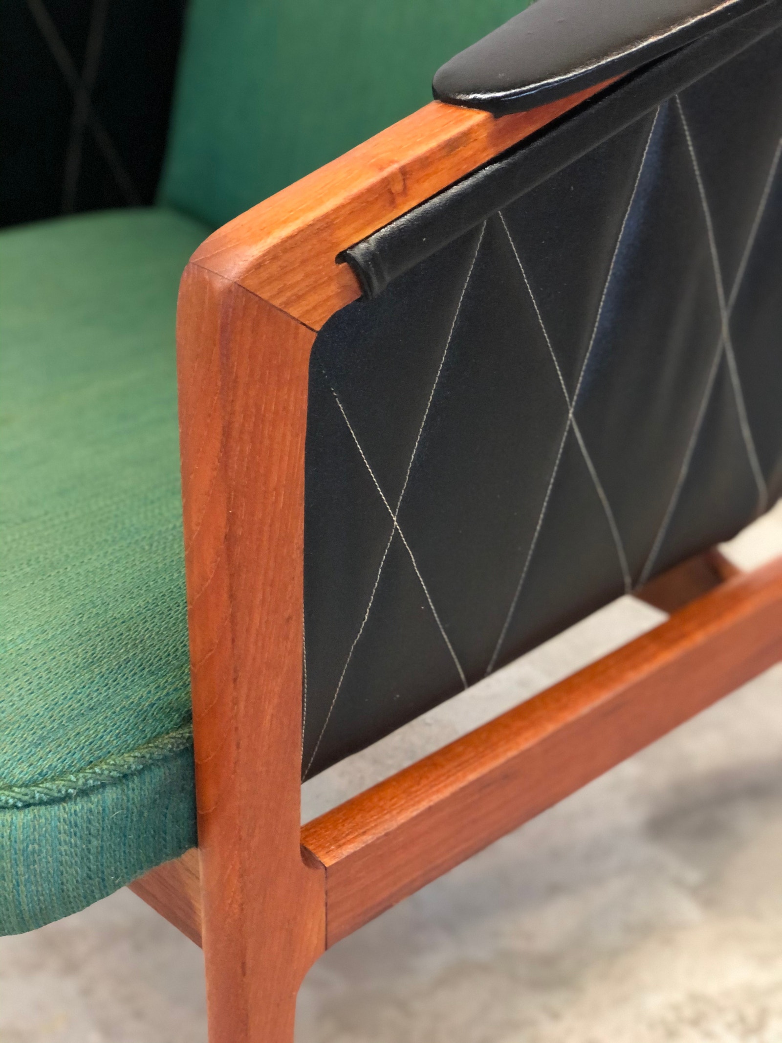 Retro lenestol i teak - Bjørn Engø - Norsk design | FINN-torget