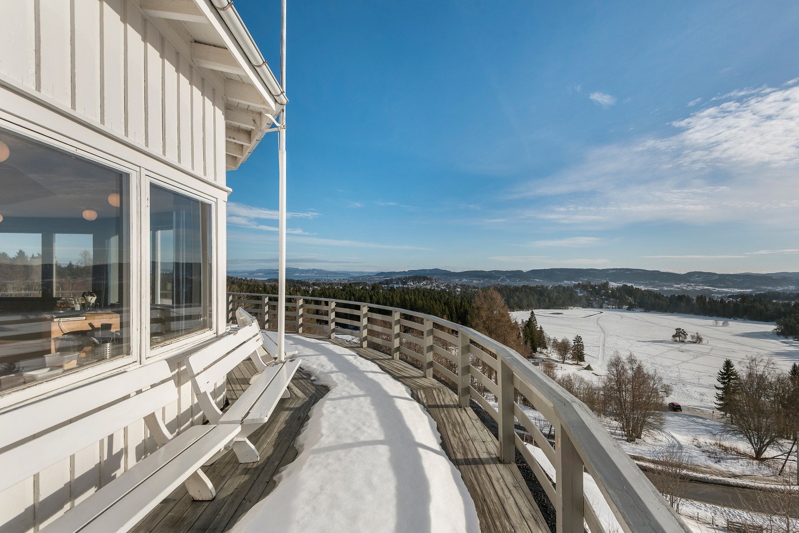 Fantastisk utsikt fra terrassen. Galleribilde