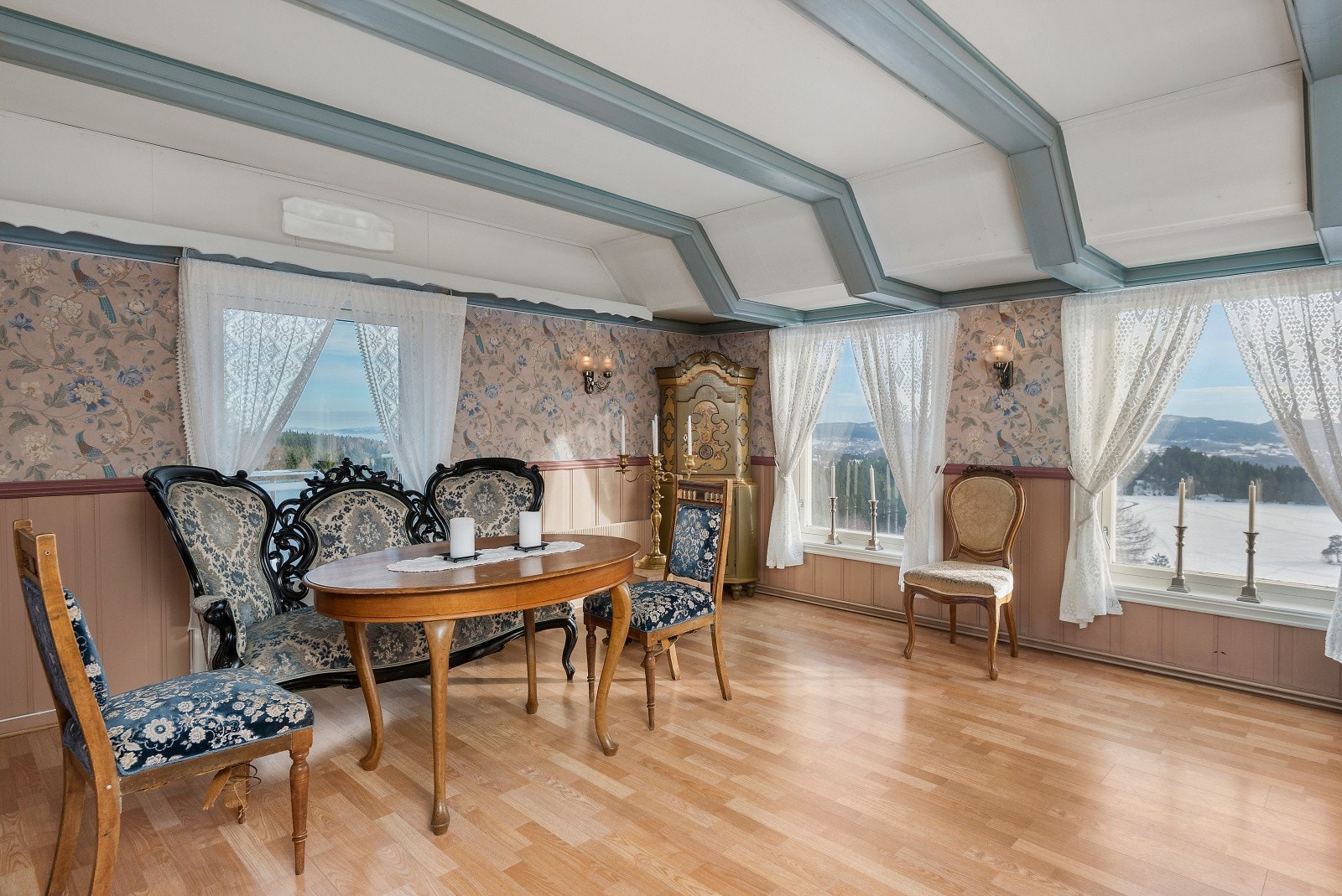 Schjølbergstua 2.etg Galleribilde