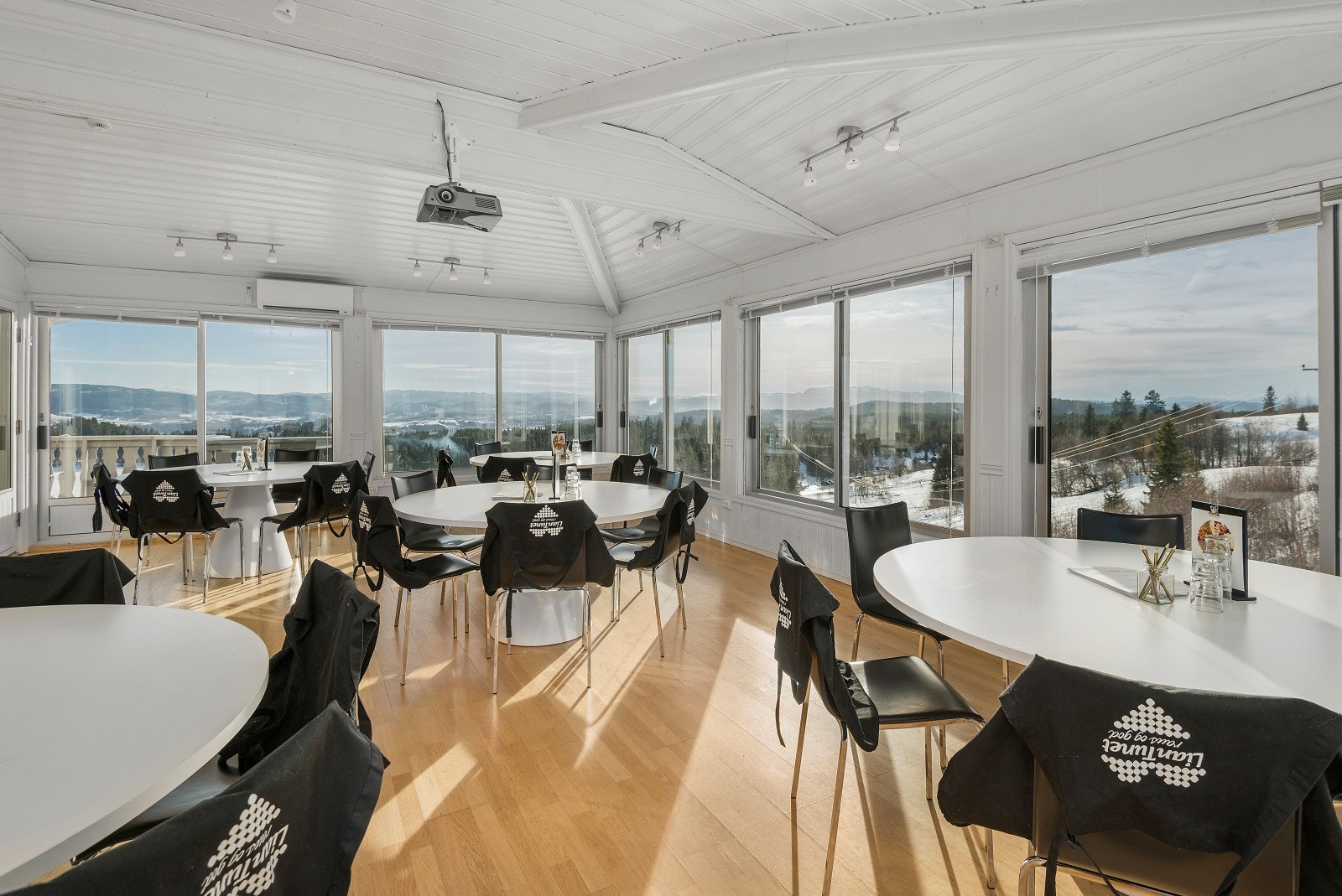 Kursrom mat 2.etg Galleribilde