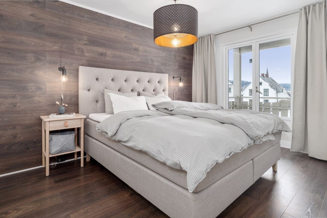 soverom 1, med klesbod. Galleribilde