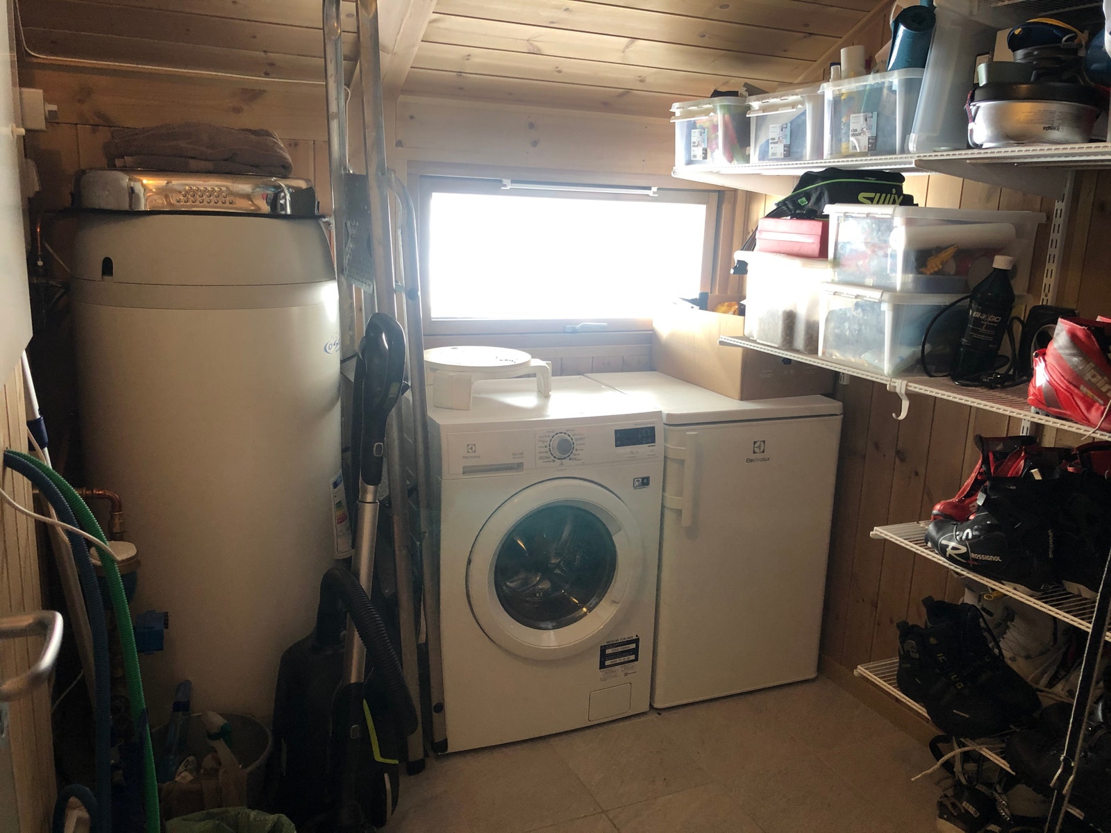 Bod med vaske/tørk og ekstra kjøleskap Galleribilde