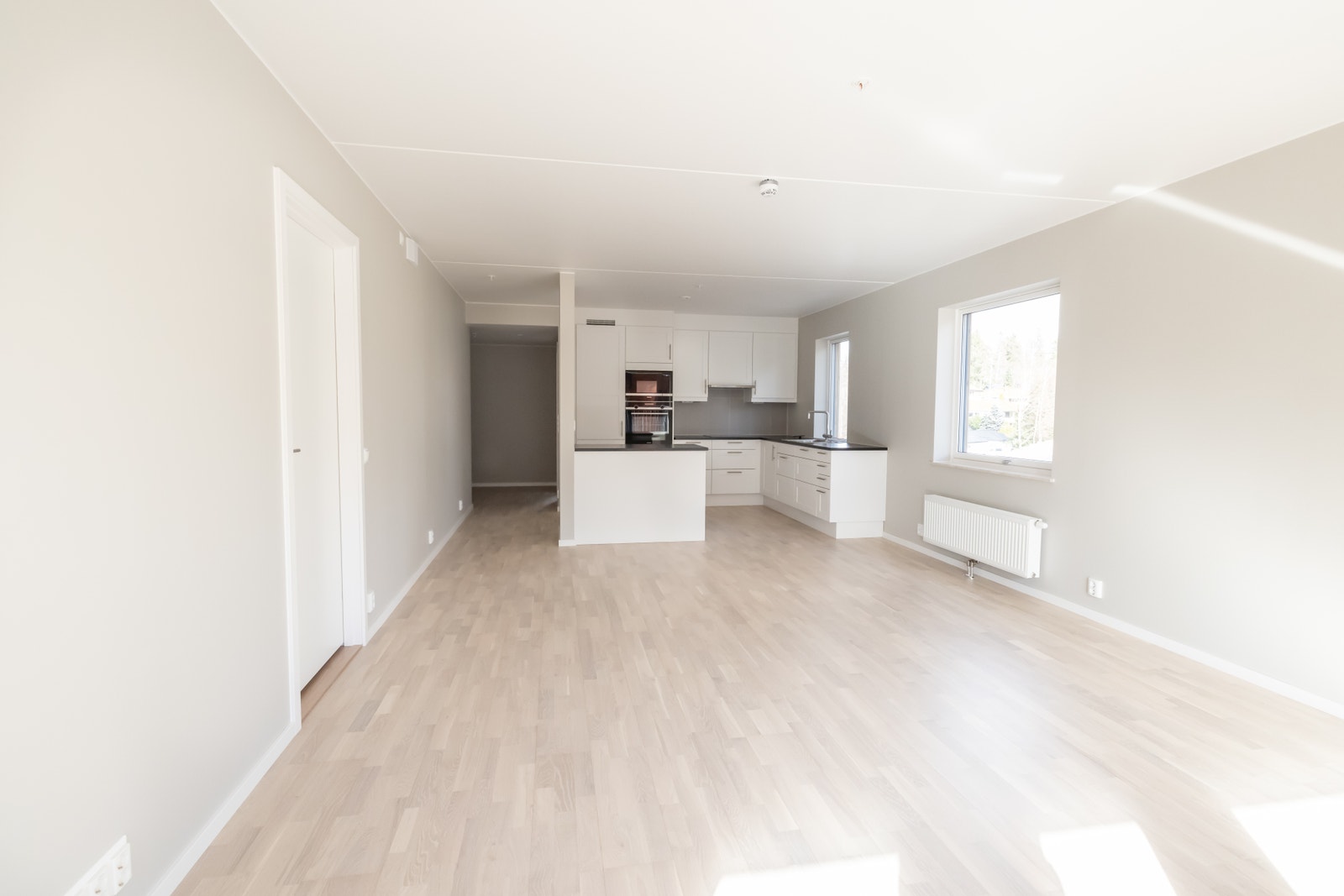 Åpen stue og kjøkkenløsning. Galleribilde