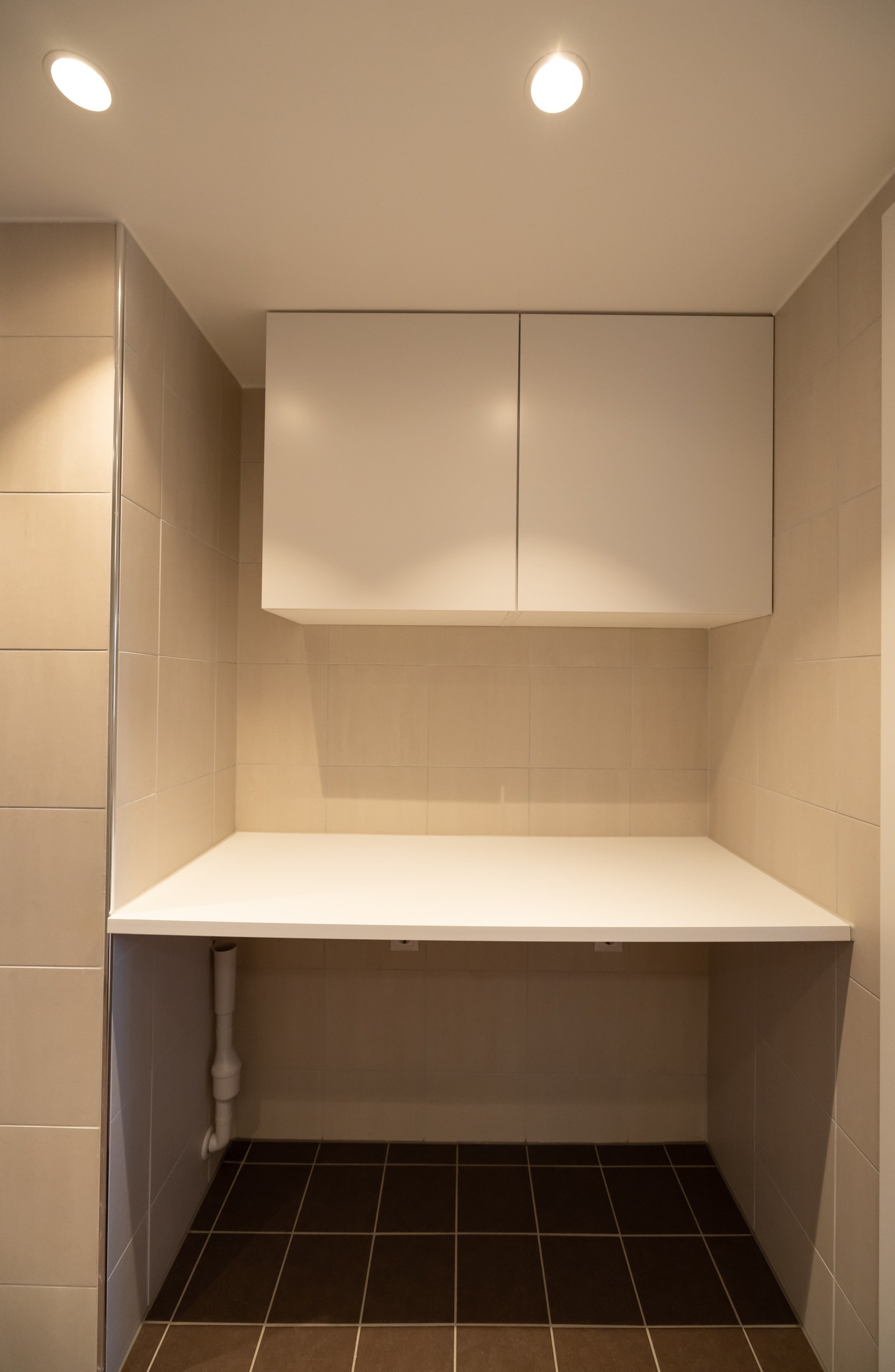 Plass til vaskemaskin og tørketrommel. Galleribilde