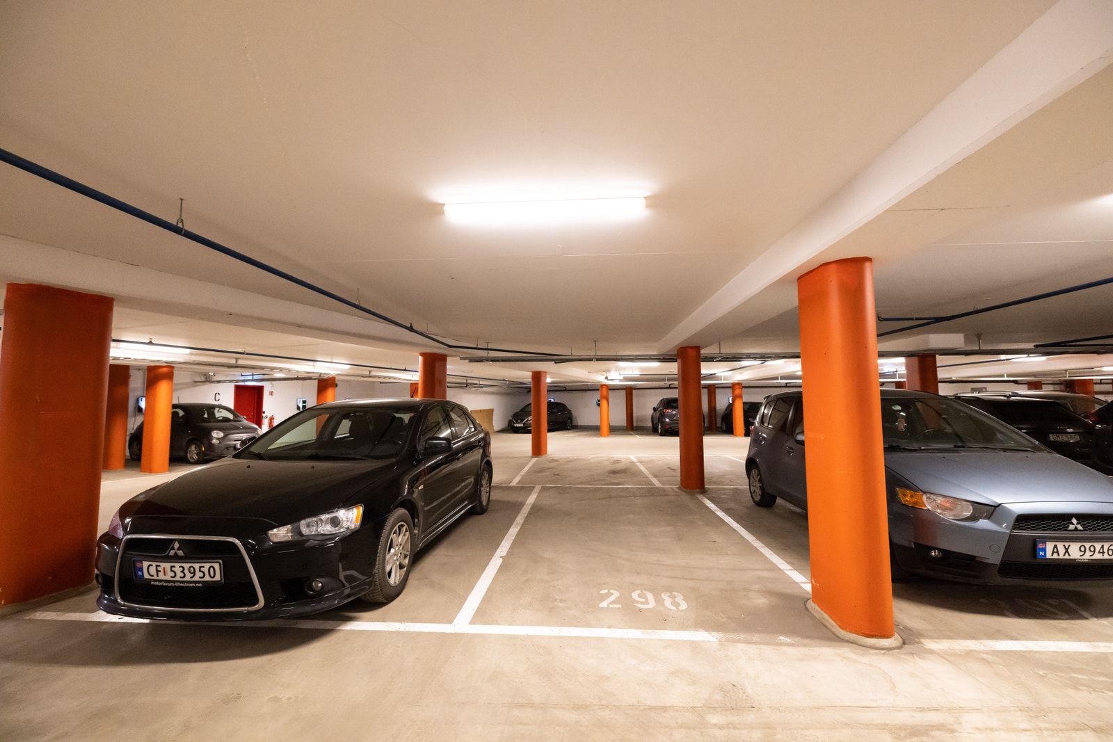 Garasjeplass Galleribilde