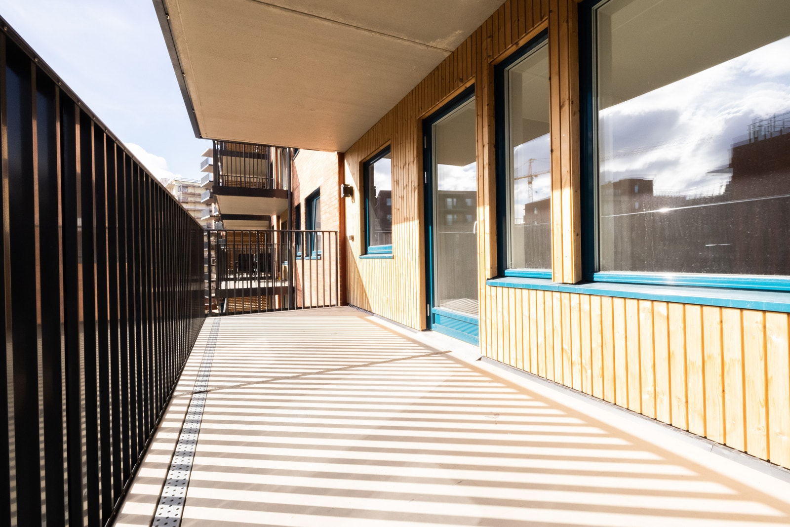 Solrik sydvendt balkong på 8 kvm Galleribilde