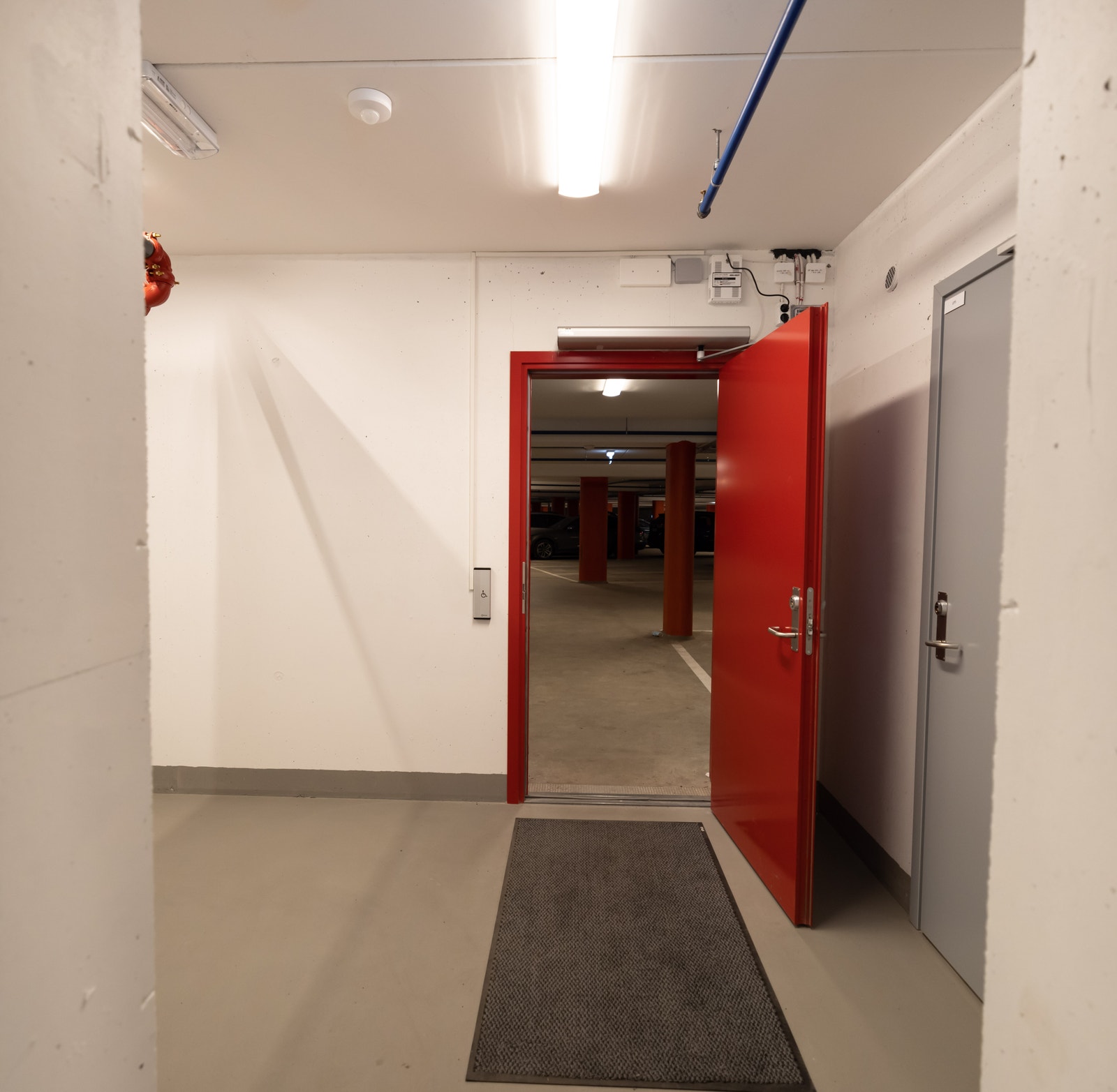 Entre garasjeanlegg Galleribilde