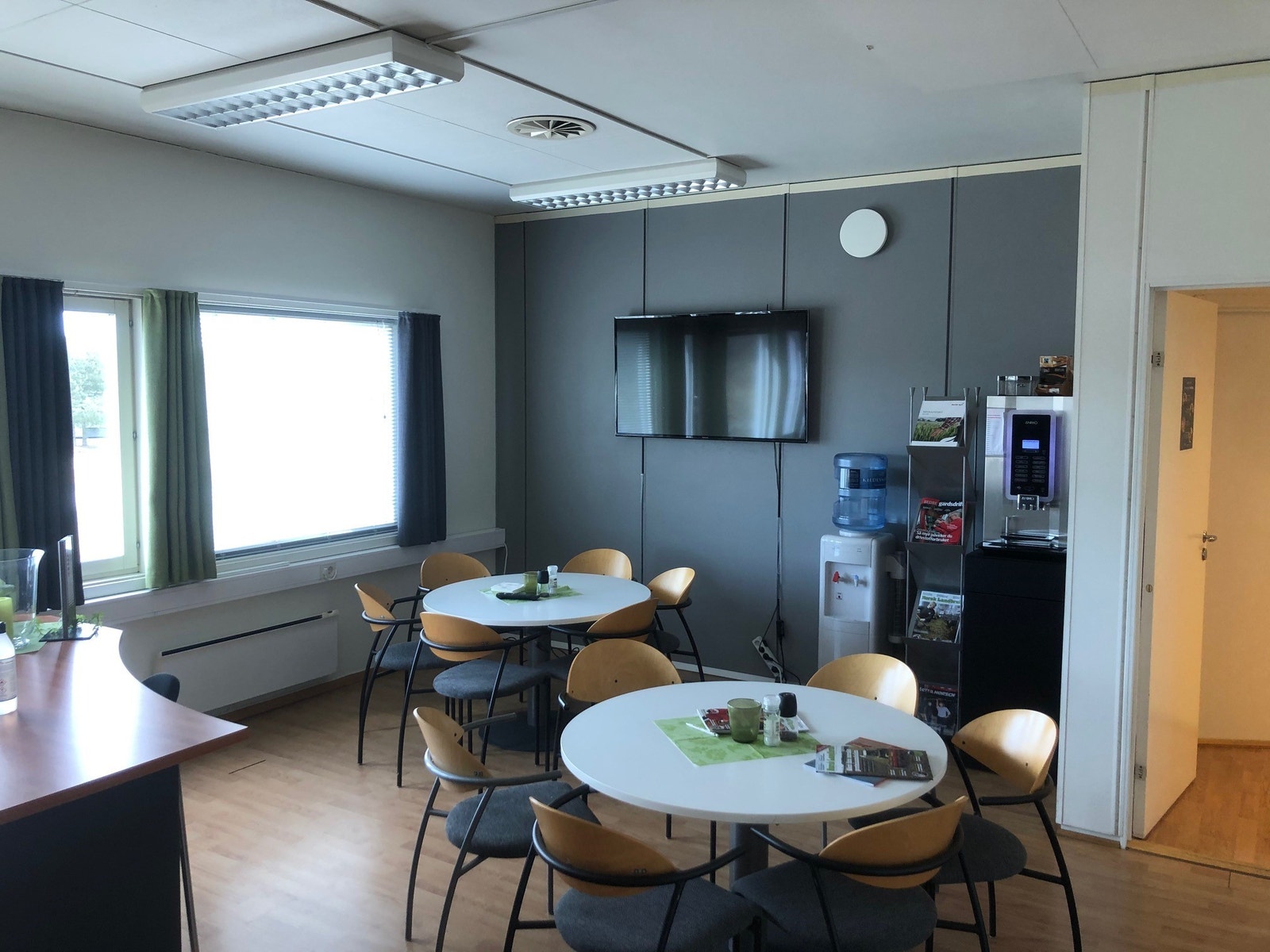 KJØKKEN SPISEROM 2 Galleribilde
