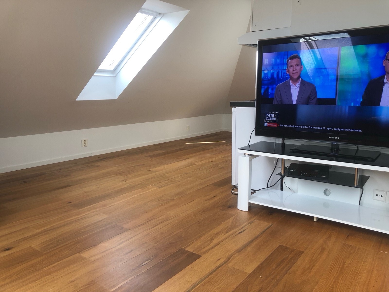 Mot kjøkkenkrok Galleribilde