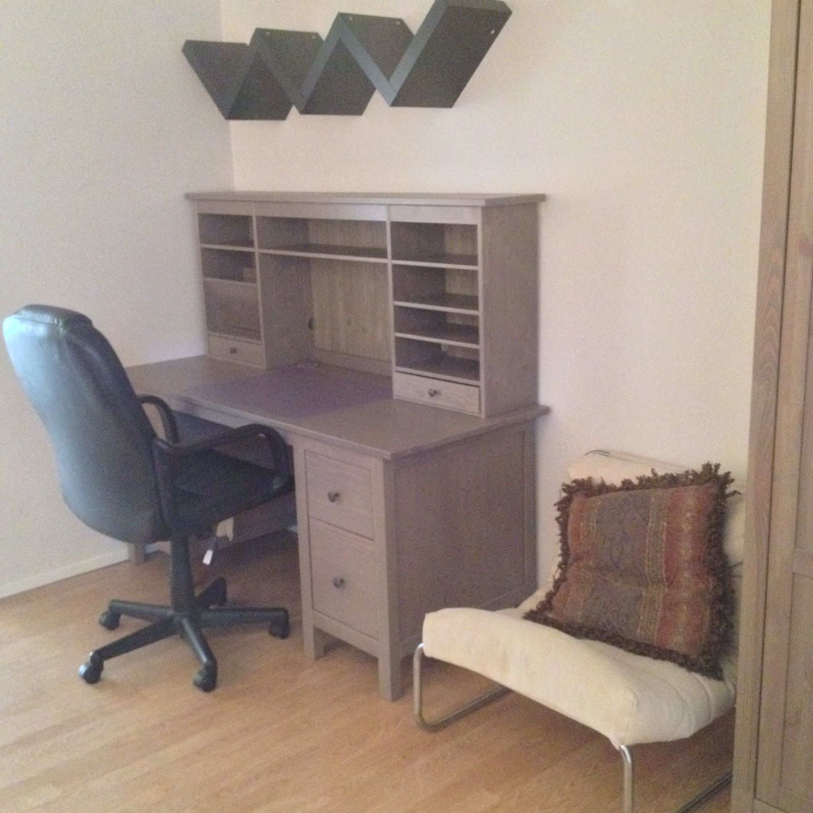 Arbeidsplass i oppholdsrommet Galleribilde