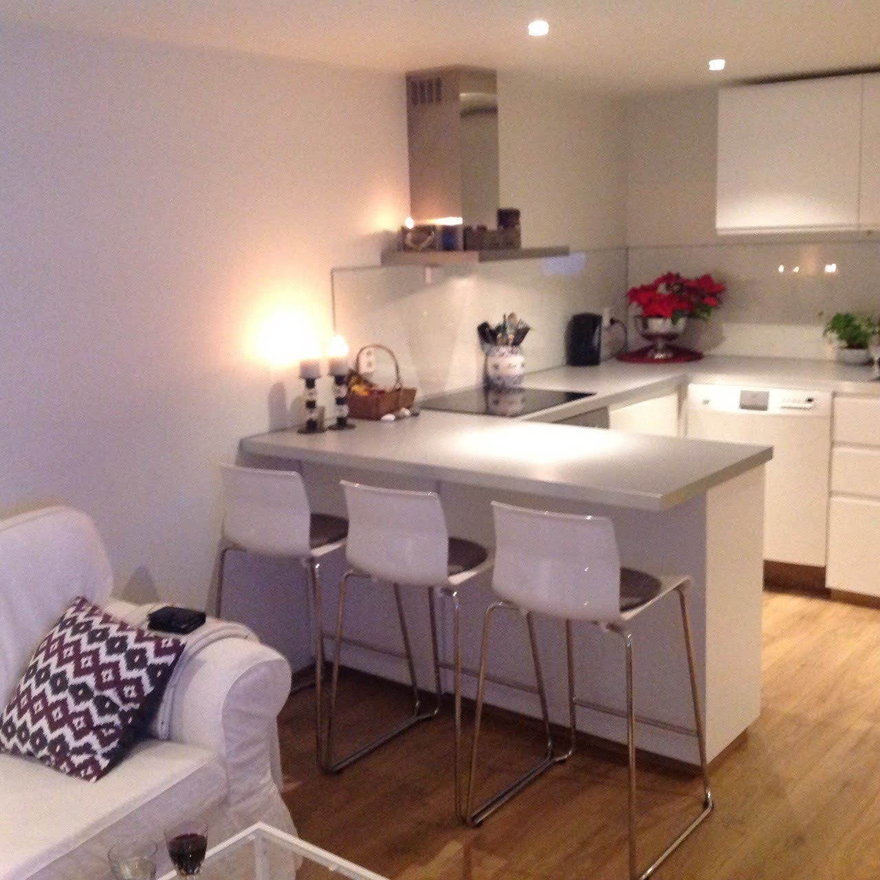 Åpen stue kjøkken løsning Galleribilde