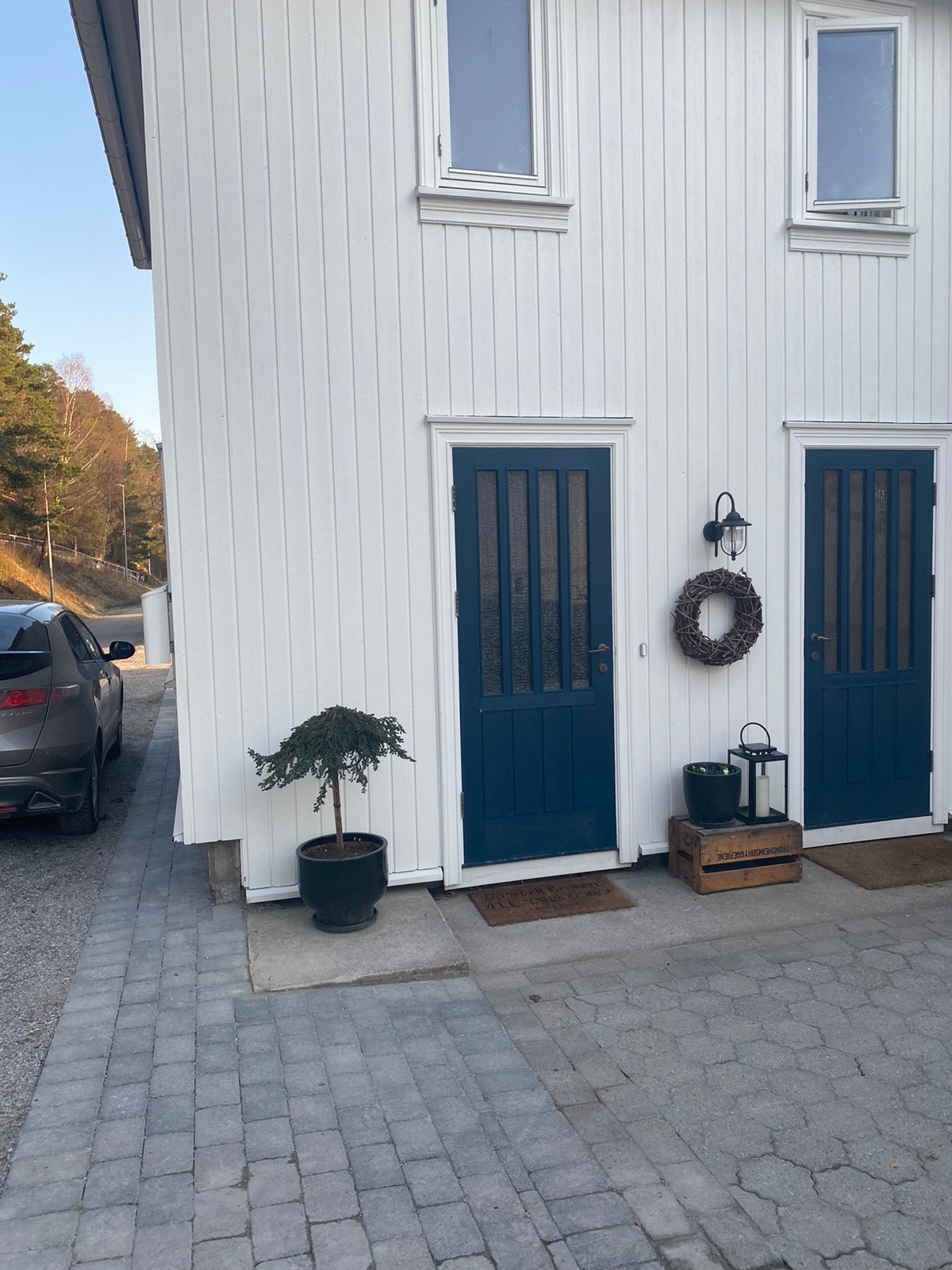 Mulighet for parkering langs yttervegg. Galleribilde