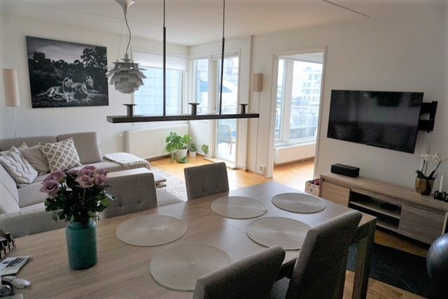 Fra kjøkken mot soverom og balkong Galleribilde