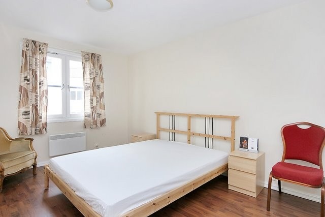 Hoved soverom. Bildet er noen år gammelt, så i dag er det andre møbler der. Galleribilde