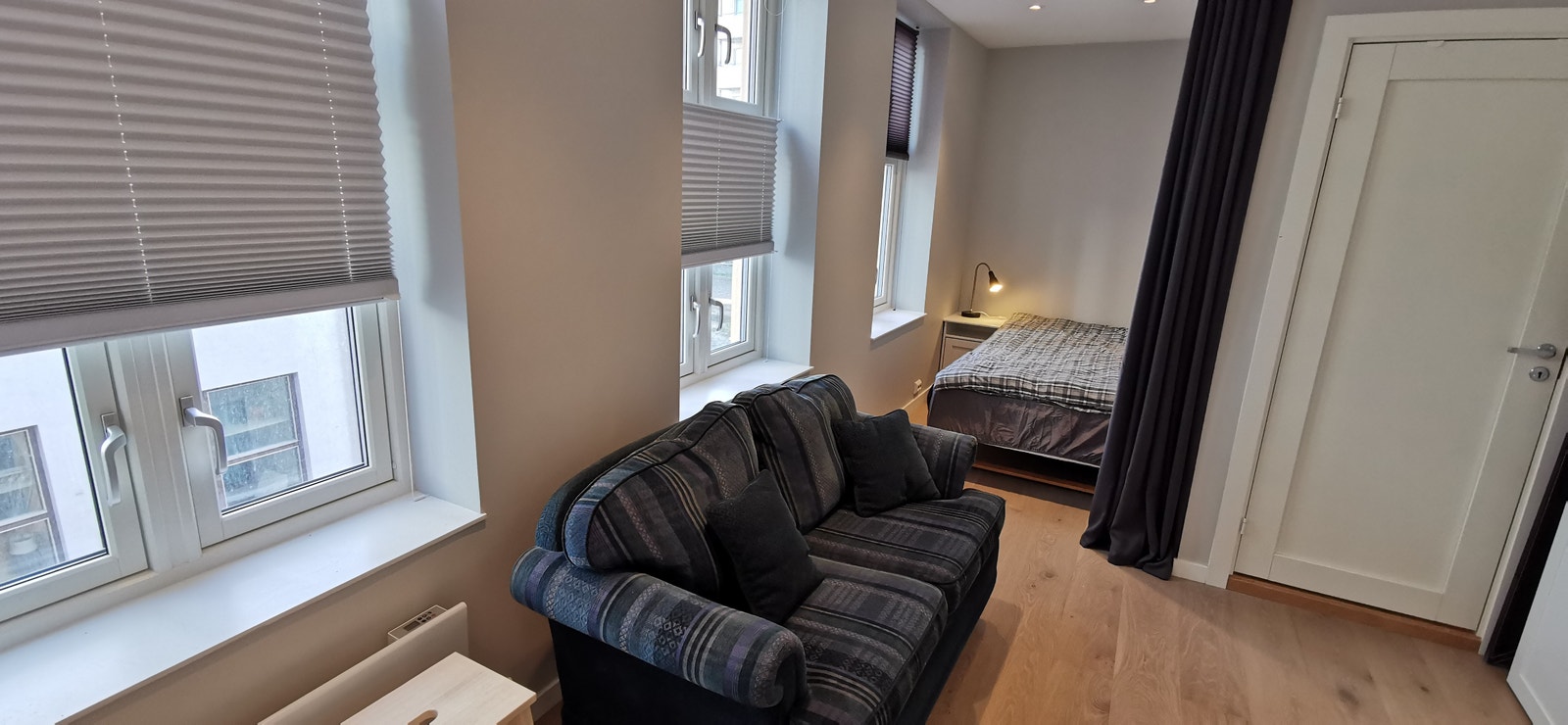 Fra kjøkken mot sov Galleribilde