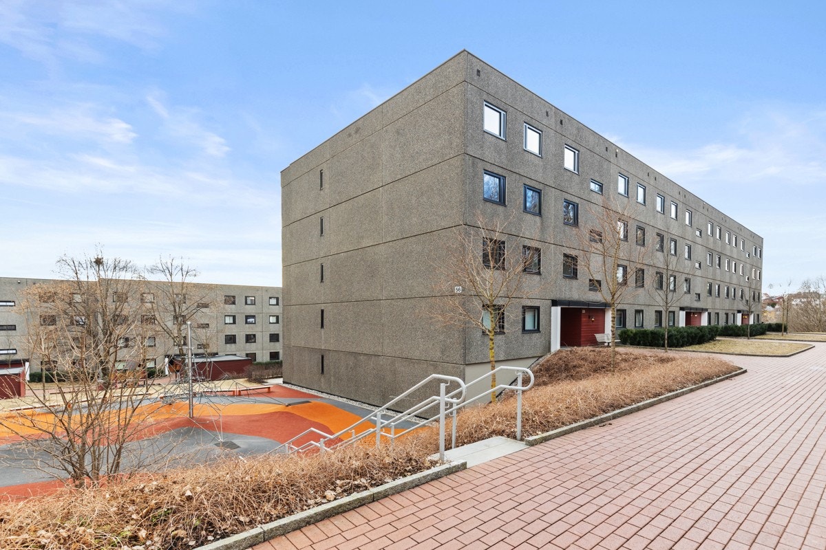 Fasade og inngangsparti. Galleribilde