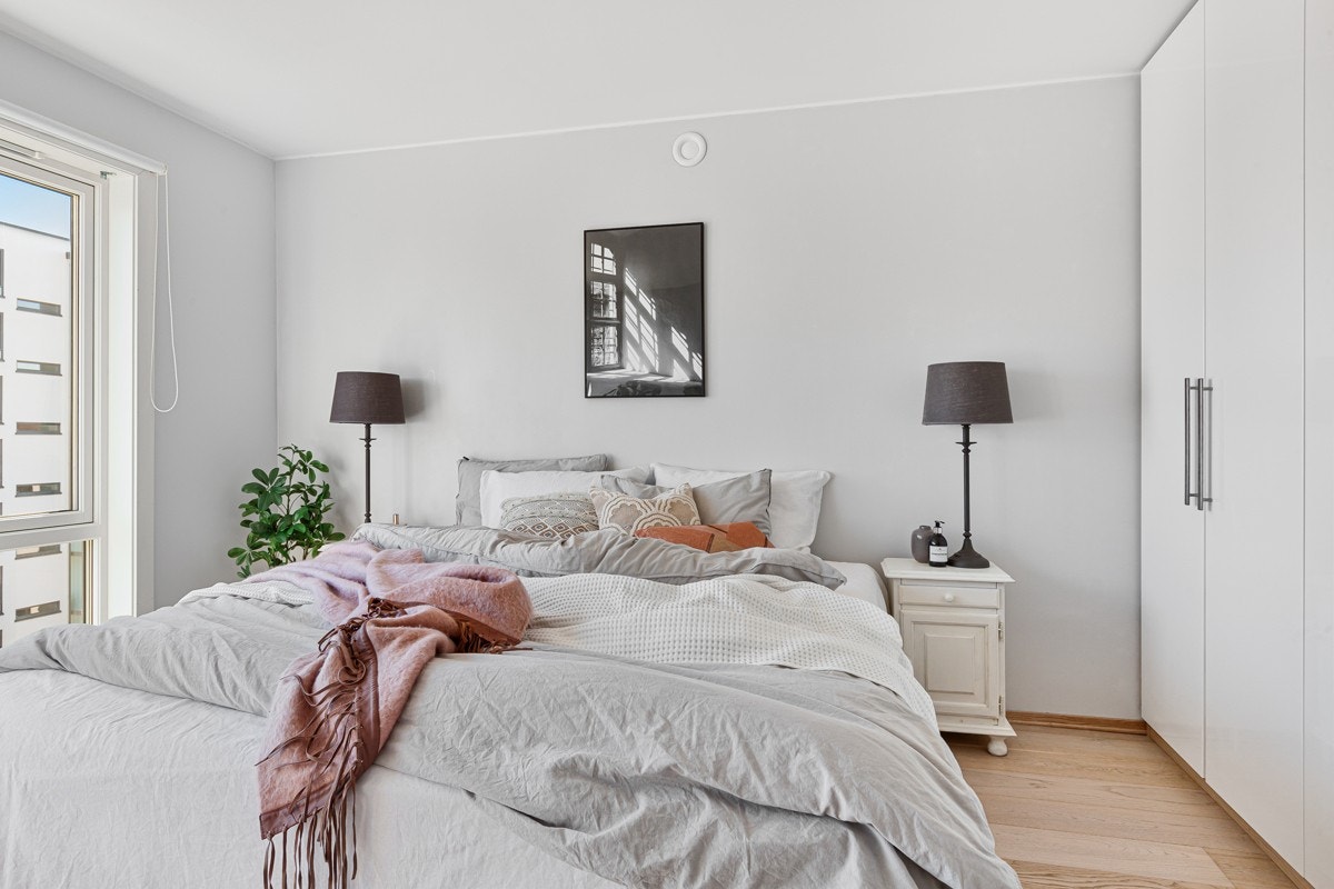 Det er god plass til dobbeltseng. Galleribilde