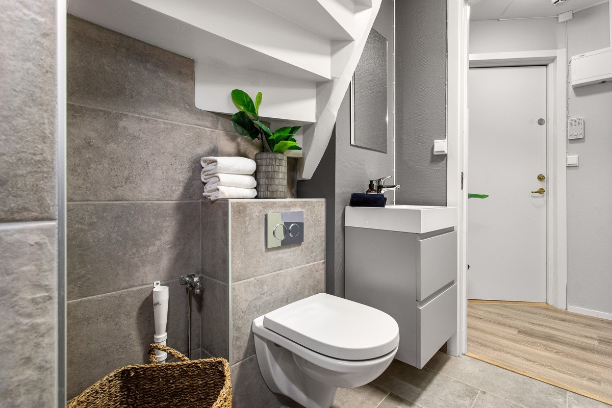 Badet har opplegg for vaskemaskin. Galleribilde