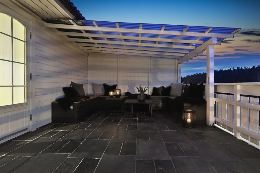 Romslig terrasse med plass til sommerfesten! Galleribilde