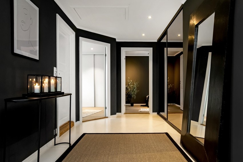 Stor romslig gang Galleribilde