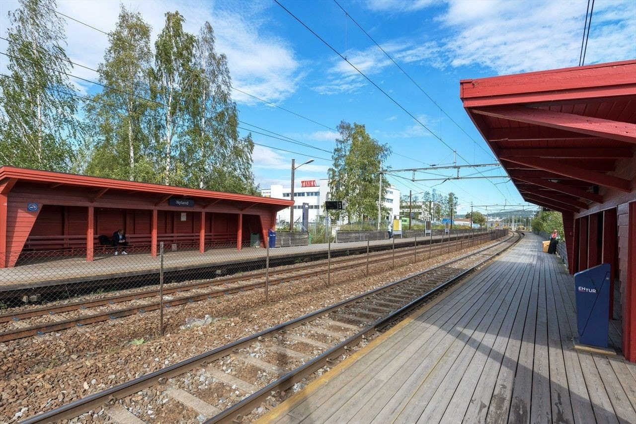 Nyland stasjon. Galleribilde