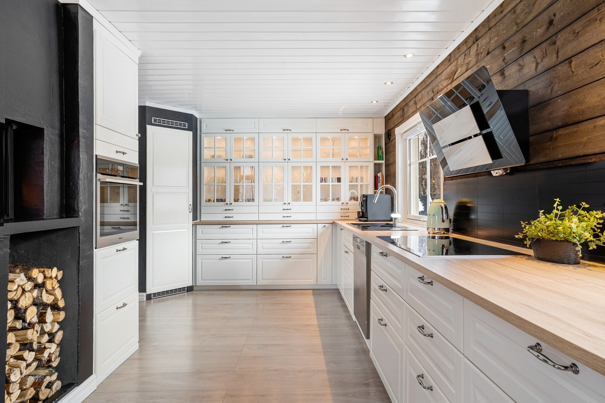 Kostbare hvitevarer fra kvalitetsleverandører som Norcool, Siemens og Miele.