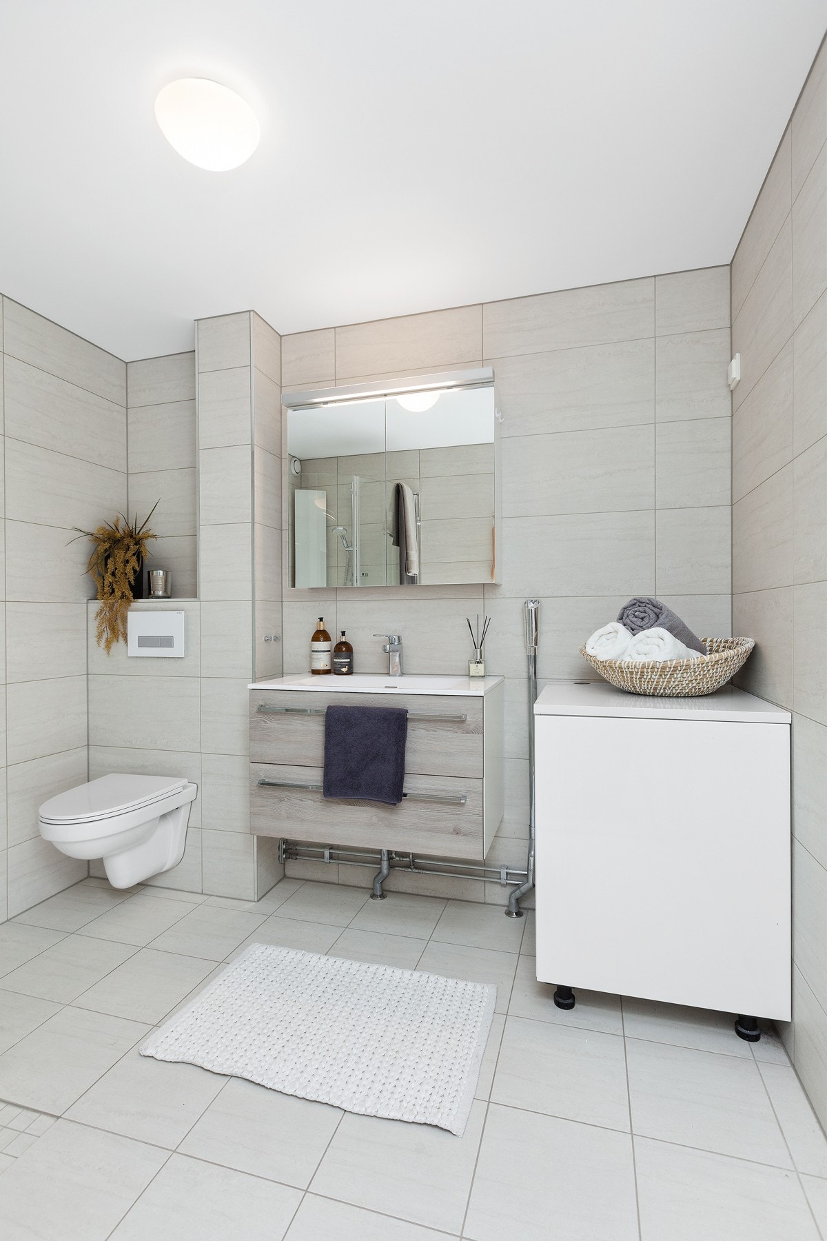 Arbeidet med badet er utført av Bademiljø Experten AS som gir ti års tetthetsgaranti. Galleribilde