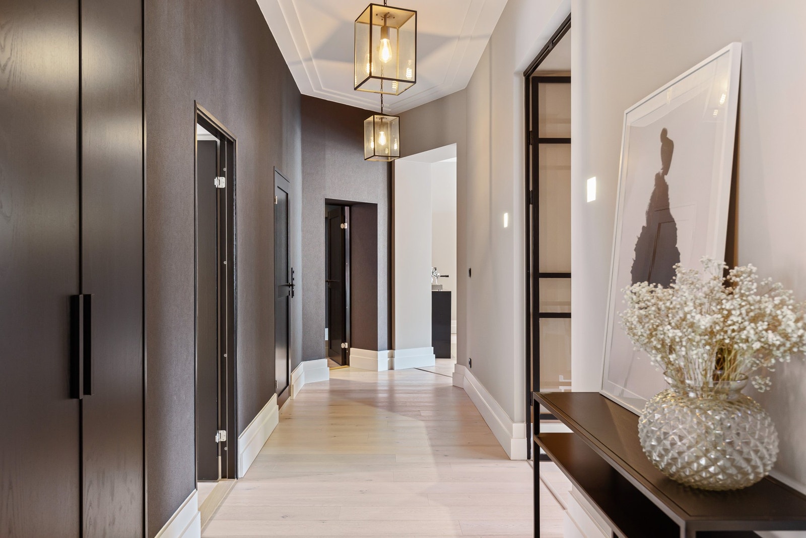 Nydelig mellomgang/entré. Galleribilde