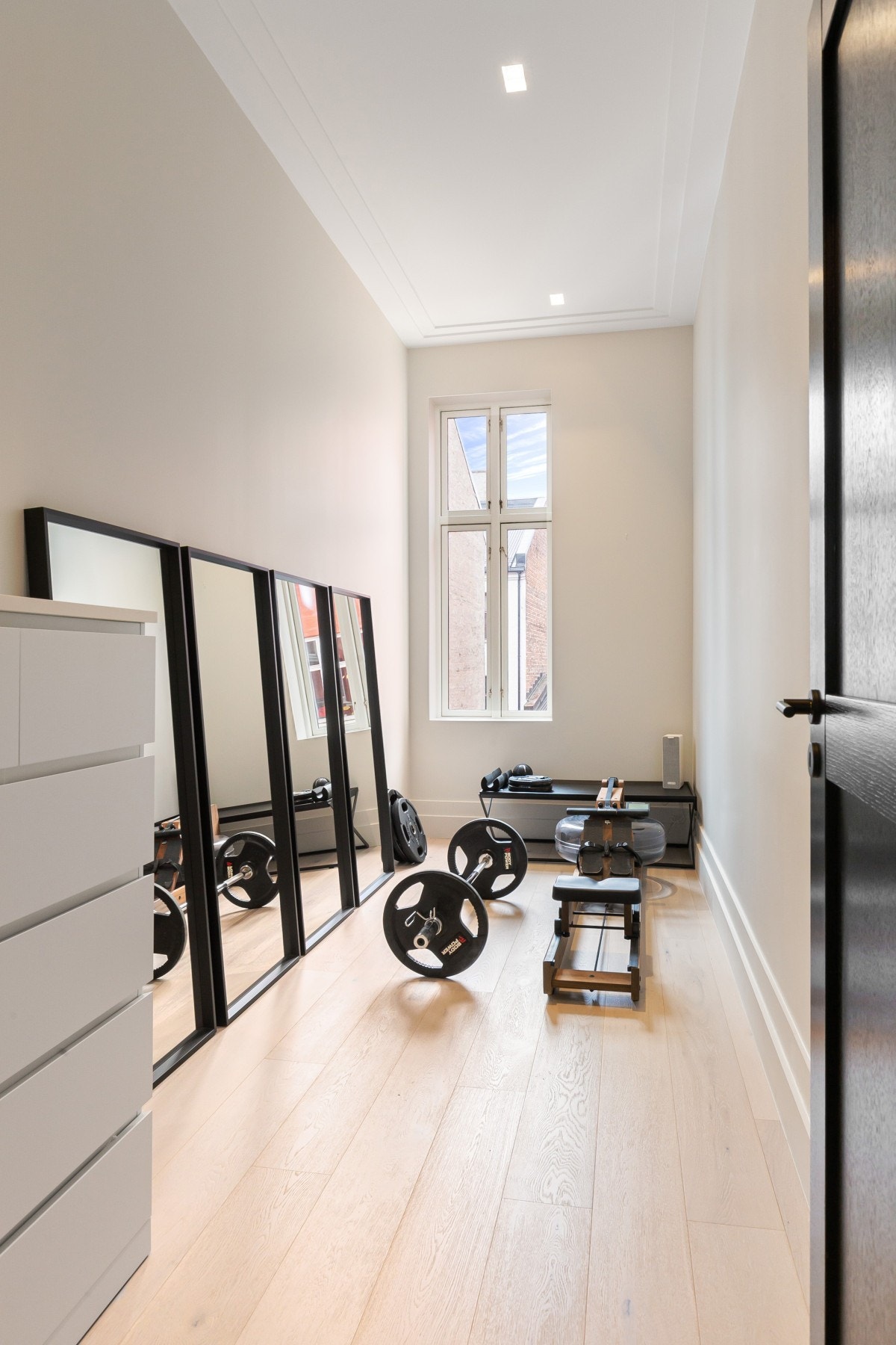 Soverom nr 3 - i dag innredet som treningsrom. Galleribilde