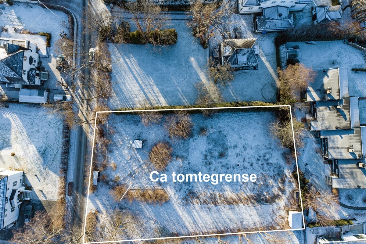 Ubebygget tomt på 2261 kvm. med svært gode solforhold. Galleribilde