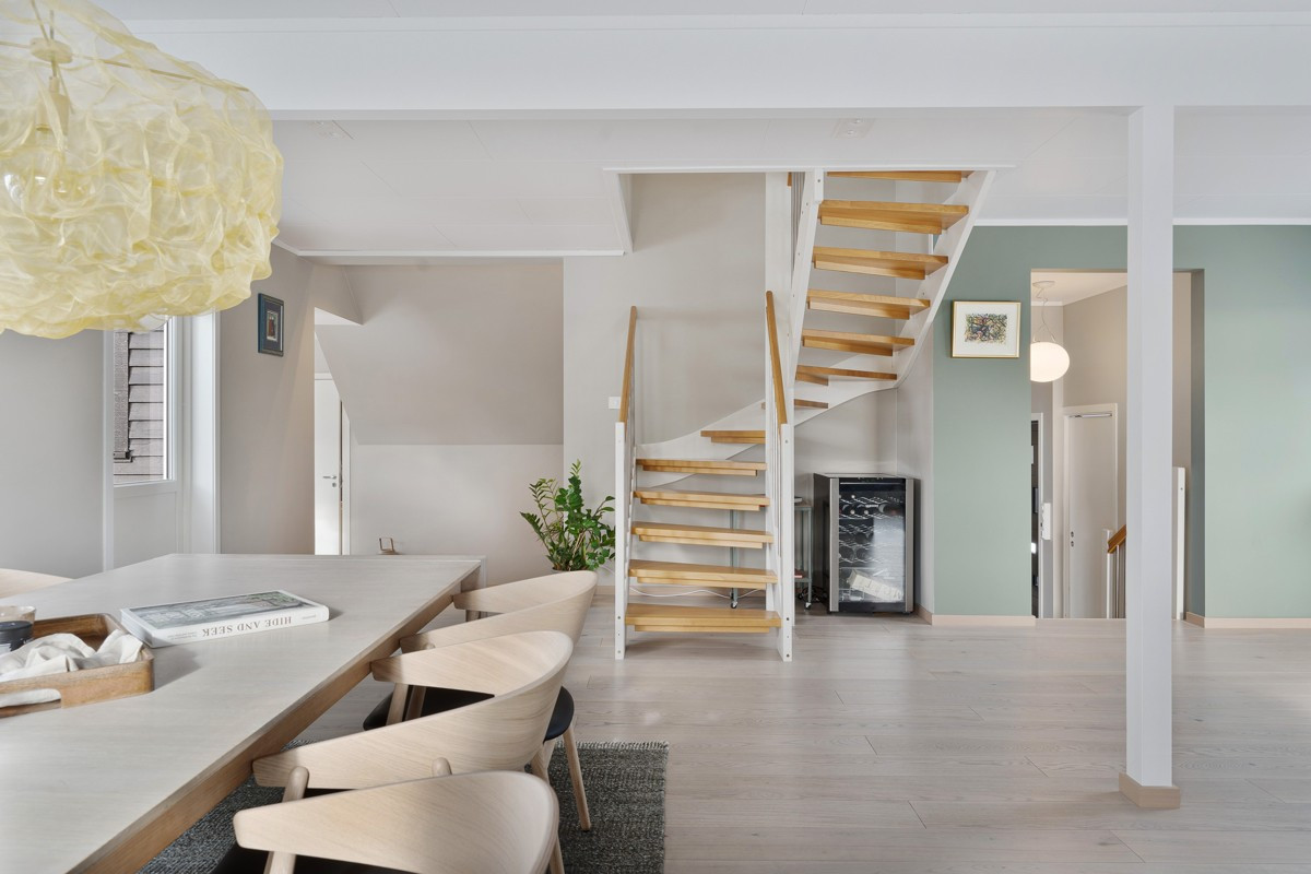 Trappen går opp til 2.etasjen