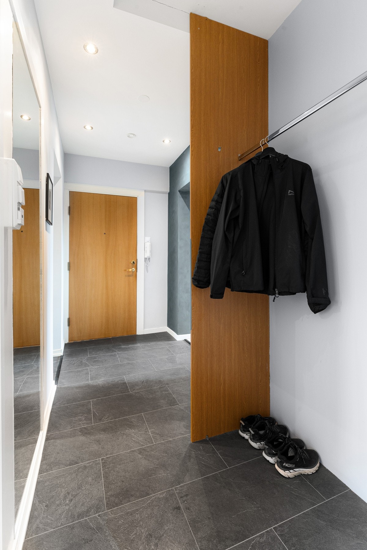 Garderobe Galleribilde