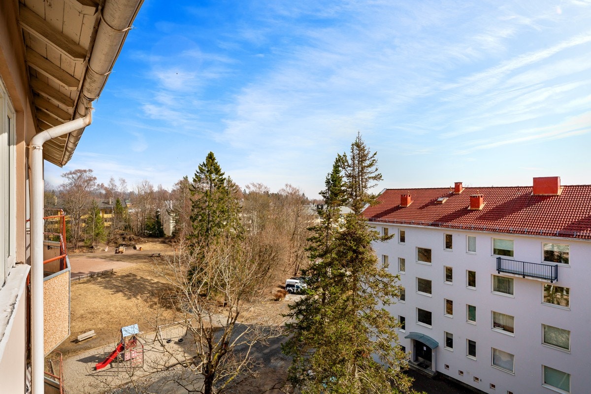 Utsikt fra balkong Galleribilde