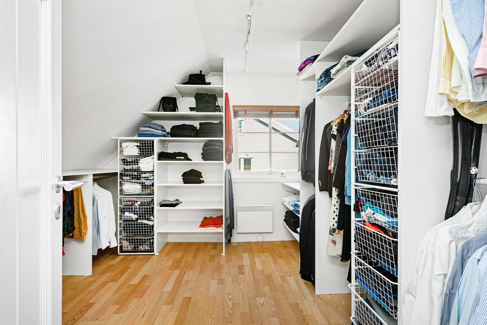 Rommet kan også innredes som kontor eller som soverom 5 dersom du har behov for det Galleribilde