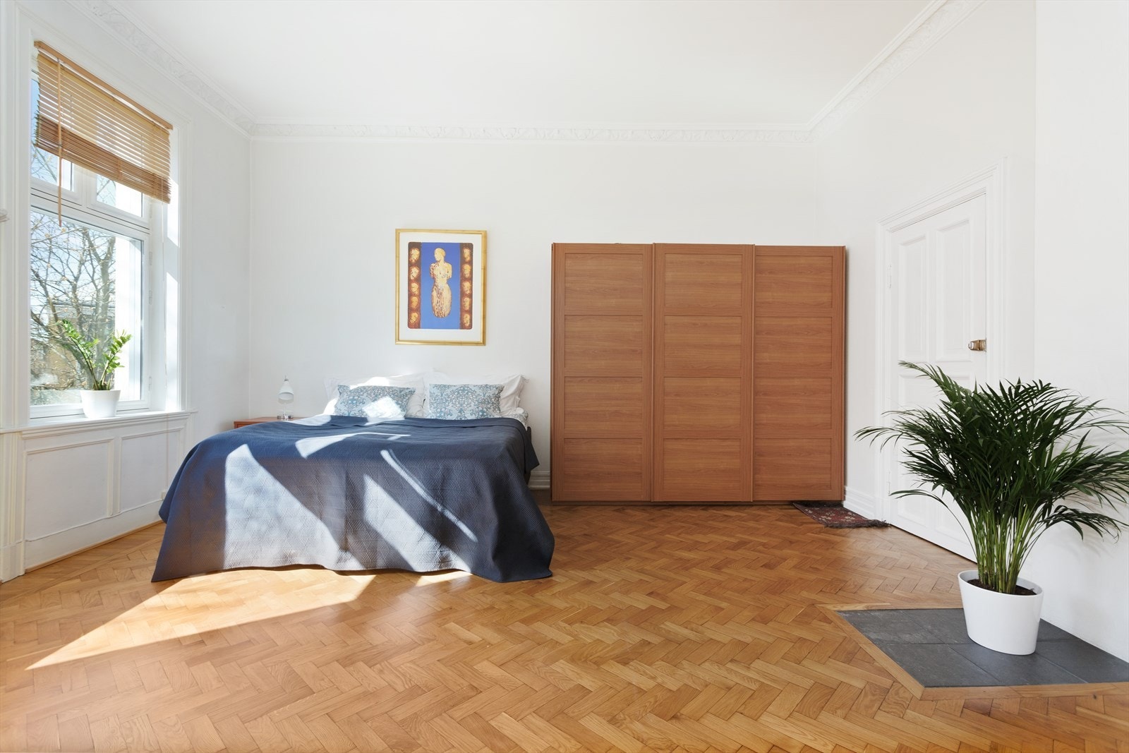 Dette soverommet har utgang direkte til hovedtrappeløpet Galleribilde