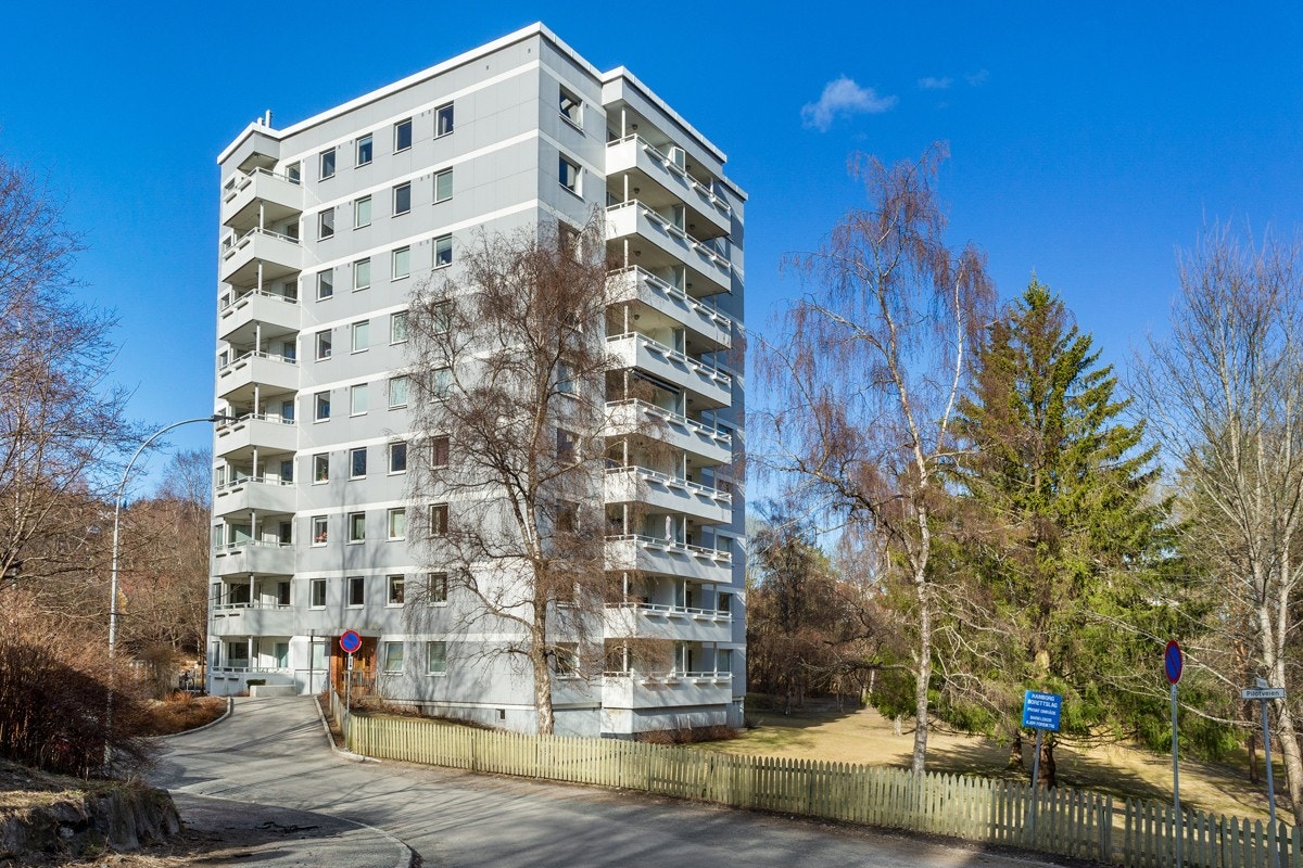 Borettslaget er omkranset av store grøntarealer til glede for både store og små. Galleribilde