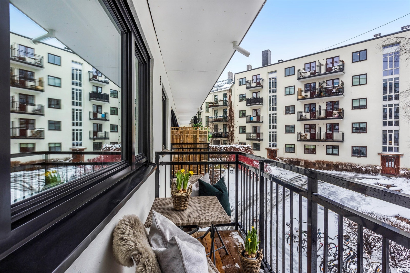 Velkommen til Sannergata 5B - Presentert av Caroline Stensrød / Kontakt: 47 03 57 19 Galleribilde