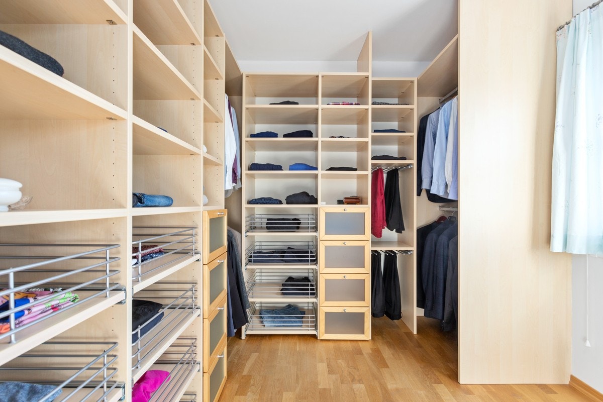 Soverom 3 benyttes i dag som garderoberom. Hvordan vil du ha det? Galleribilde