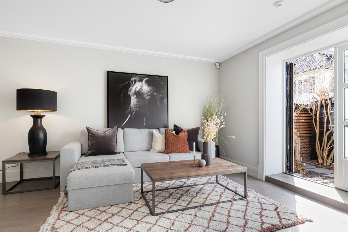 Dobble dører gir godt med lysinslipp Galleribilde