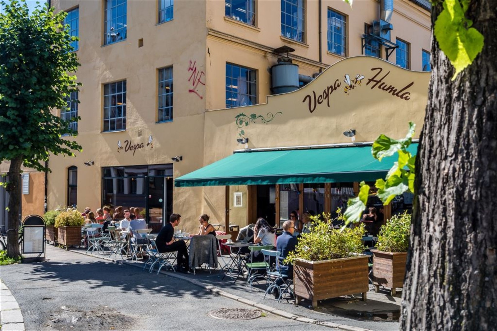 Kafe Vespa Humla er en av Grünerløkkas mange gode restauranter. Galleribilde